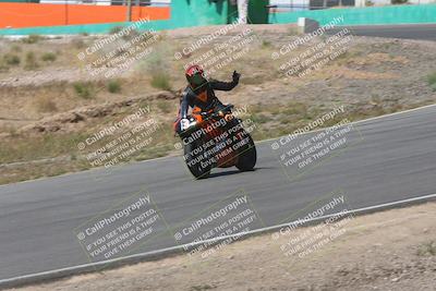 media/Apr-20-2025-AHRMA (Sun) [[393a79c373]]/Race/Group 3/Turn 4b/